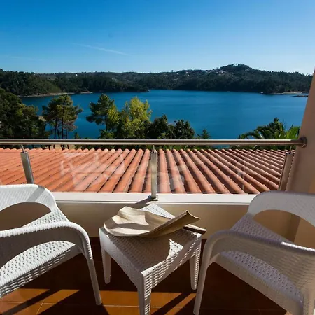 Nova Nautic & Nature אכסניה