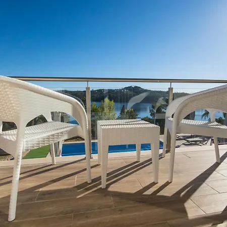 Nova Nautic & Nature אכסניה Eira do Chão