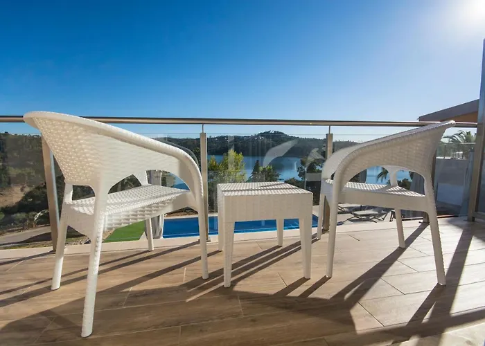 Nova Nautic & Nature Hostel Eira do Chão